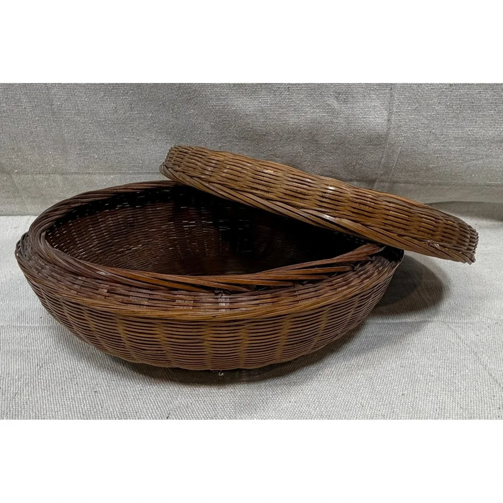 Vintage Round Wicker Basket with Lid Dark Brown Woven Storage Bowl 10x3.5 Rustic